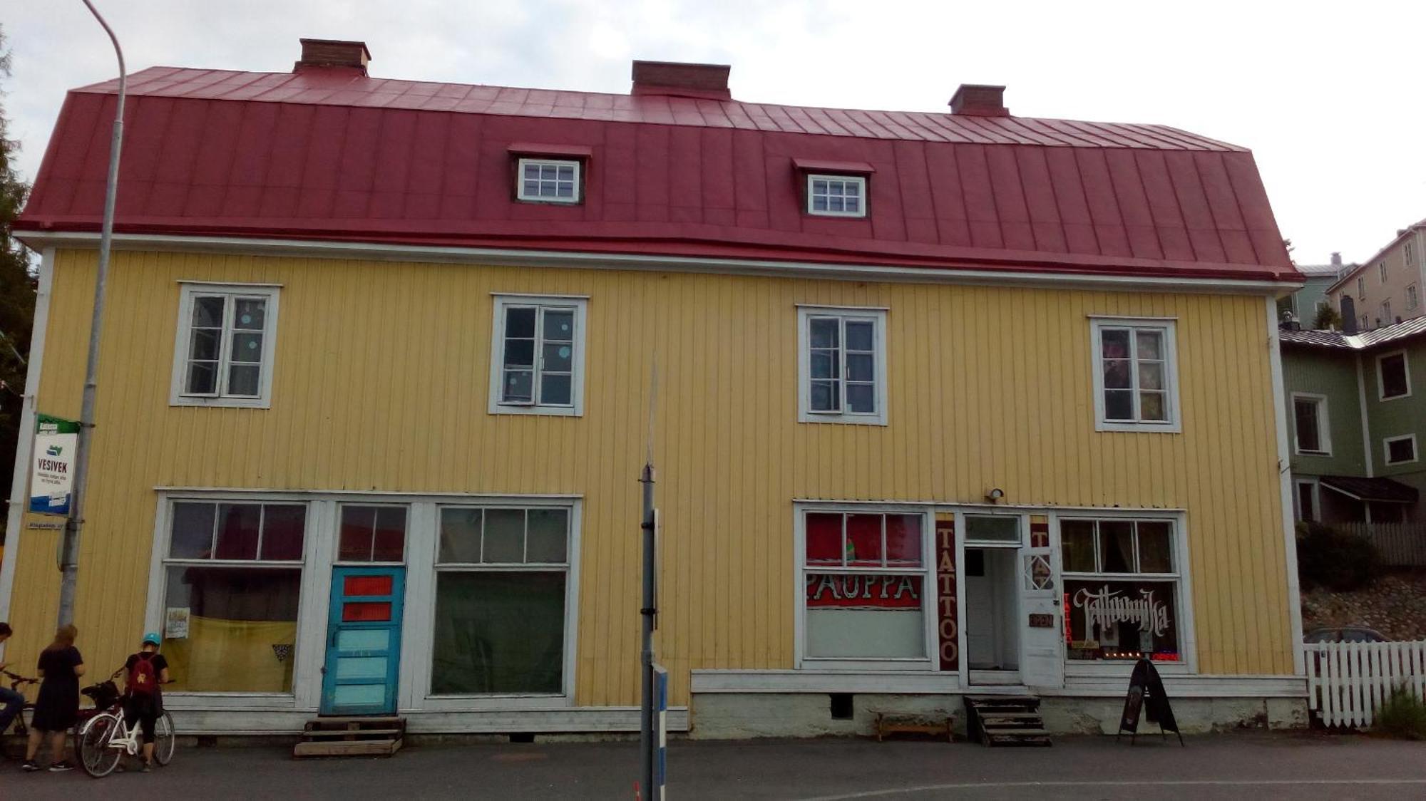 Pieni Asunto 25m2 Vanhassa Puukerrostalossa Min 2 Yoetae Apartamento Tampere